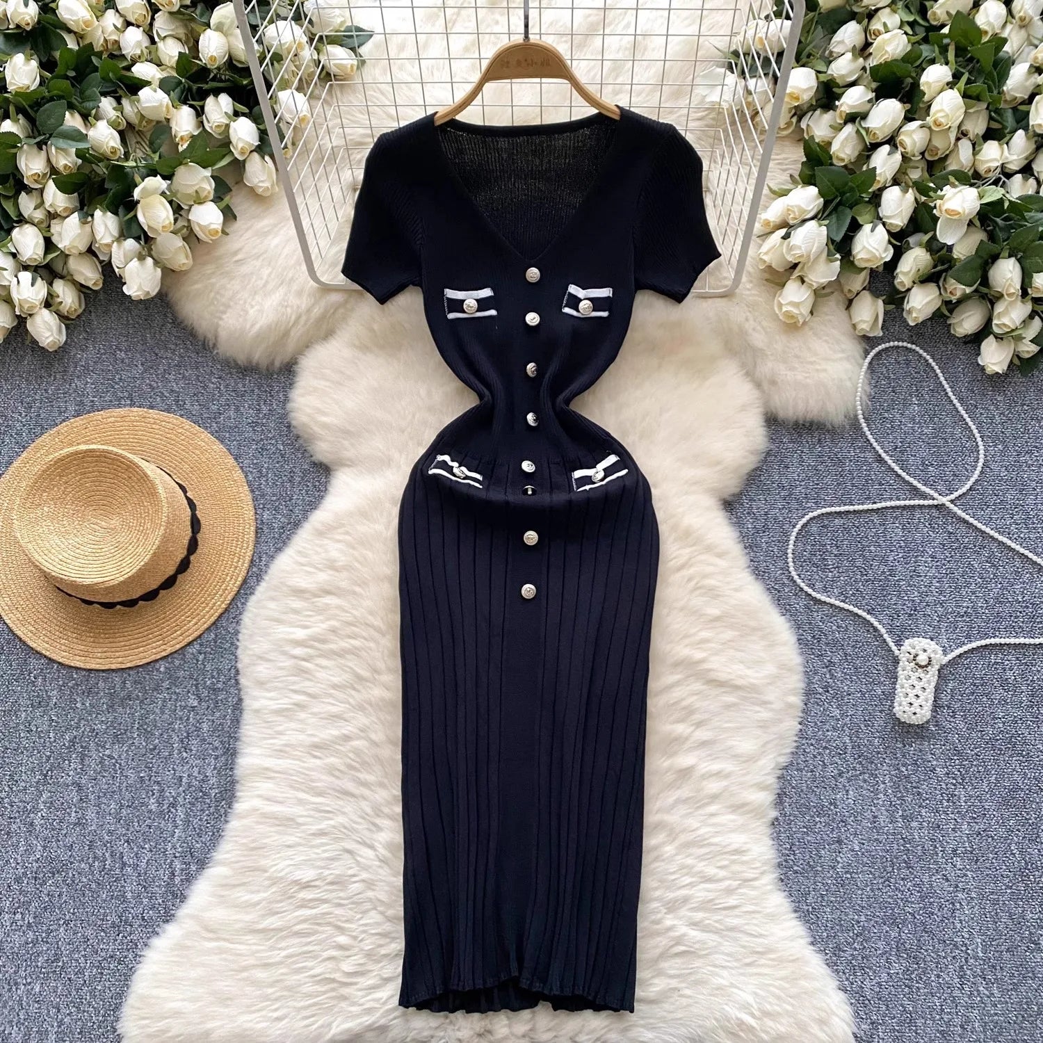 V-Neck Knit Maxi Dress – Elegant Slim Fit Button Dress