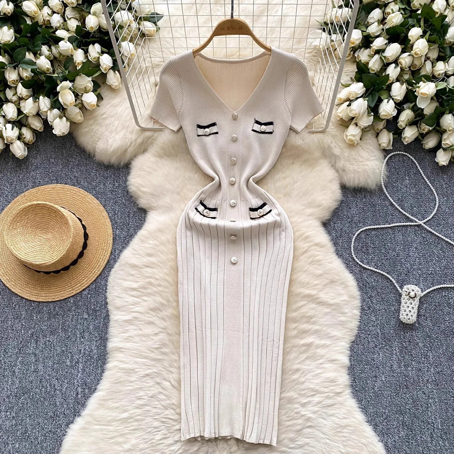 V-Neck Knit Maxi Dress – Elegant Slim Fit Button Dress