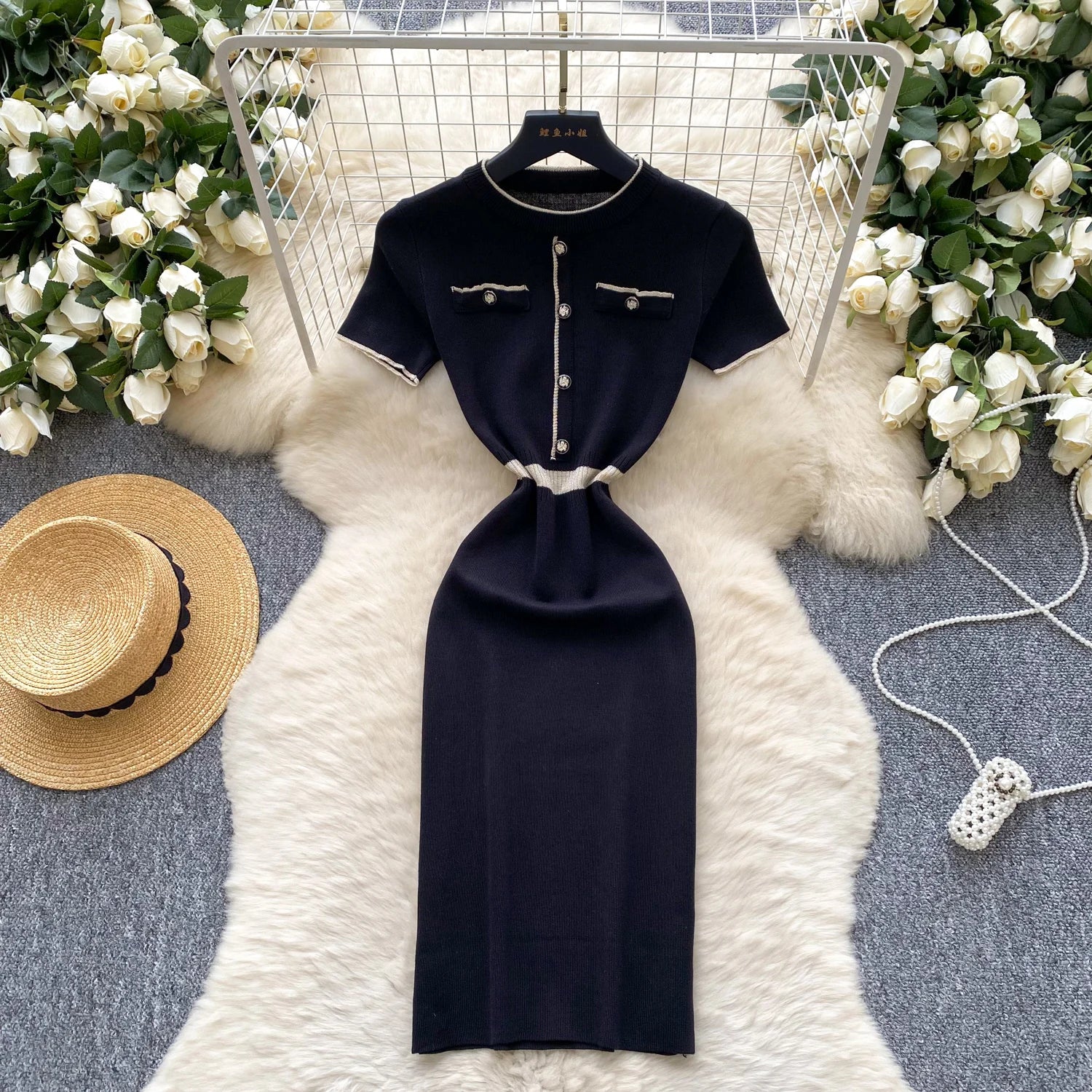 Elegant Knit Bodycon Mini Dress – Short Sleeve Slim Fit Dress